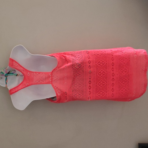 Bright pink cutout cover up - Picture 4 of 7